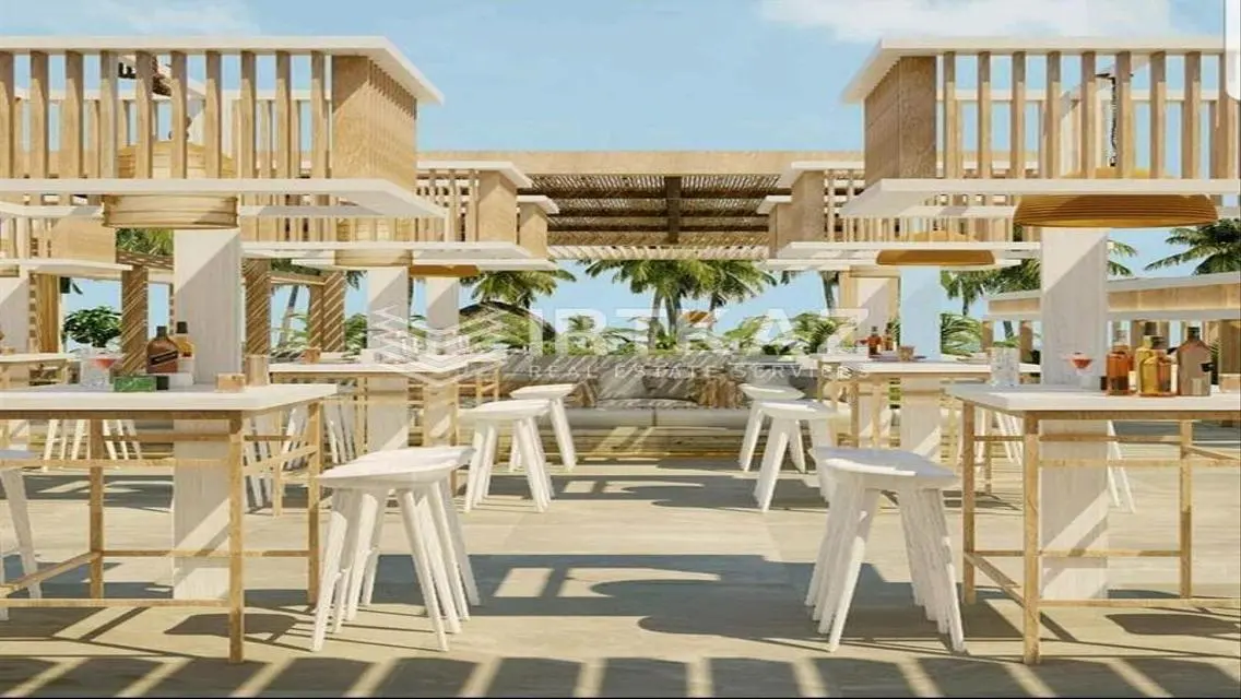 Luxury 2-Bedroom Villa with Balcony and Private Garden in Sunny Area