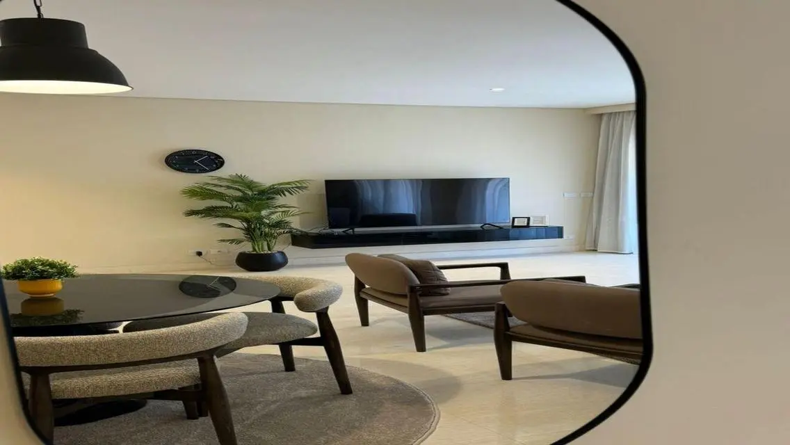 Luxury Lakefront Villa at Dusit Thani