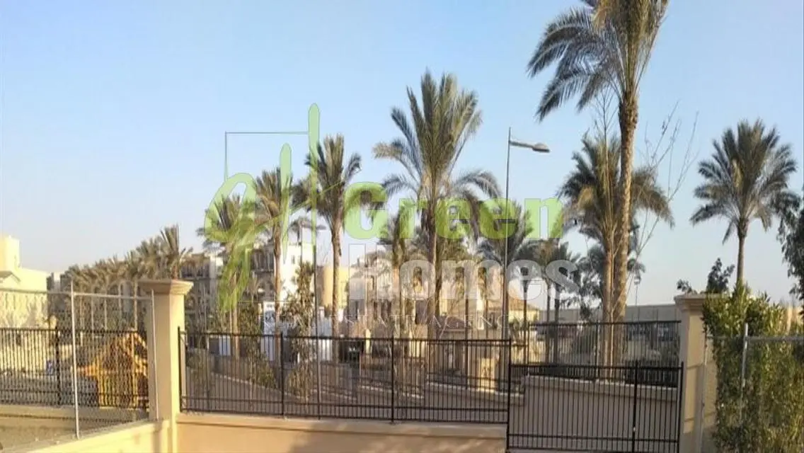 Luxurious Villa for Sale with Spacious Amenities