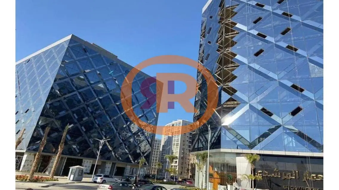 Luxurious 265 sqm Apartment in Prime Location