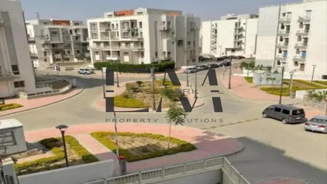 Stunning 230 Sq Meter Apartment with Balcony and Security
