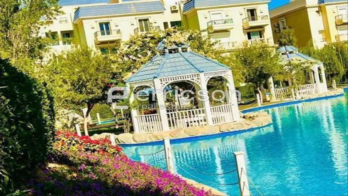 فيلا فاخرة مع إطلالة مميزة على البحيرات
