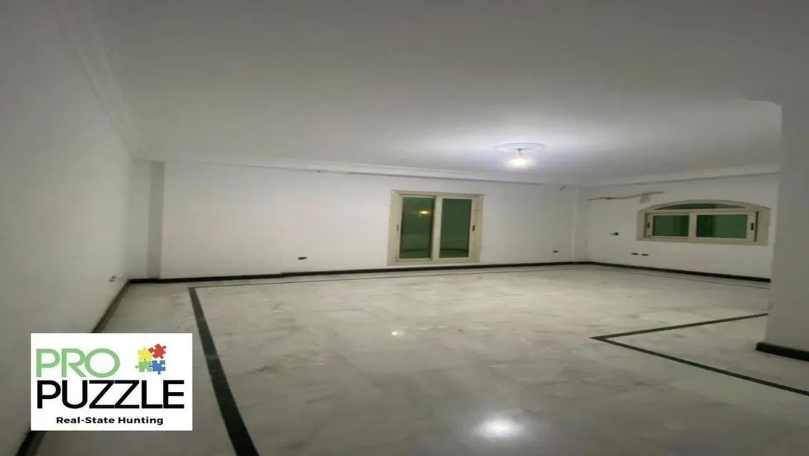 Luxury Villa for Sale with 610 sqm in Al Banafsaj