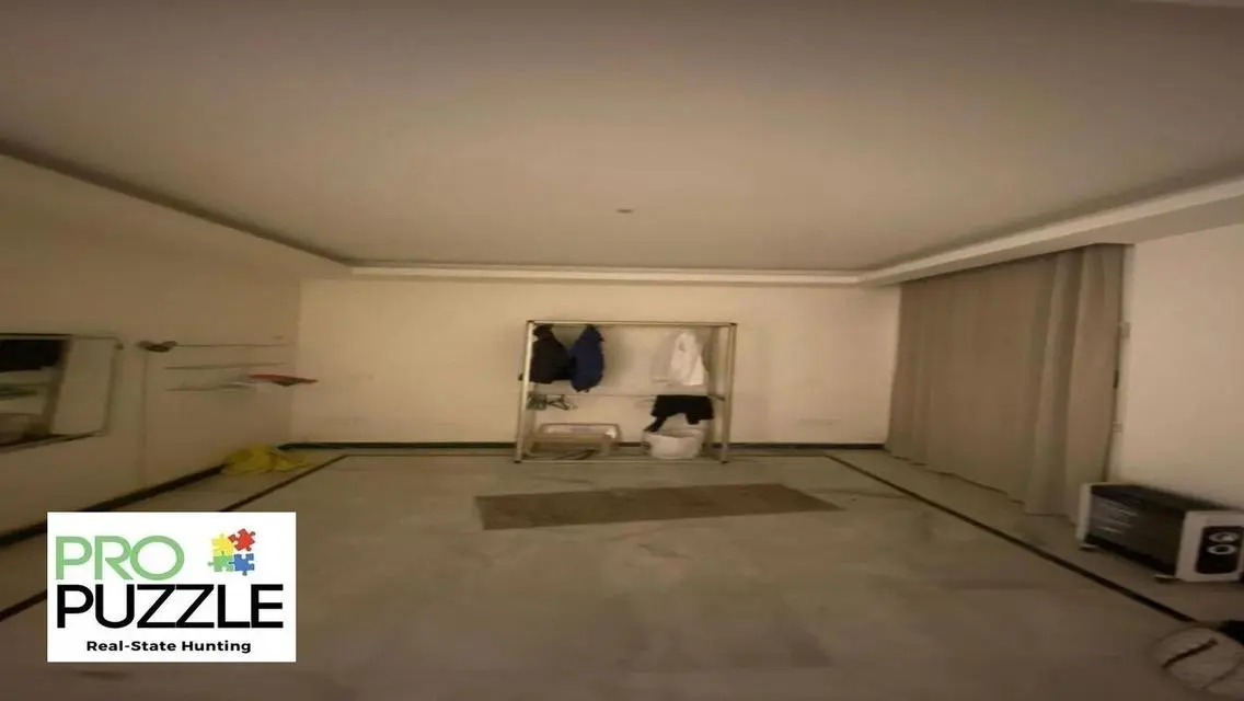 Luxury Villa for Sale with 610 sqm in Al Banafsaj