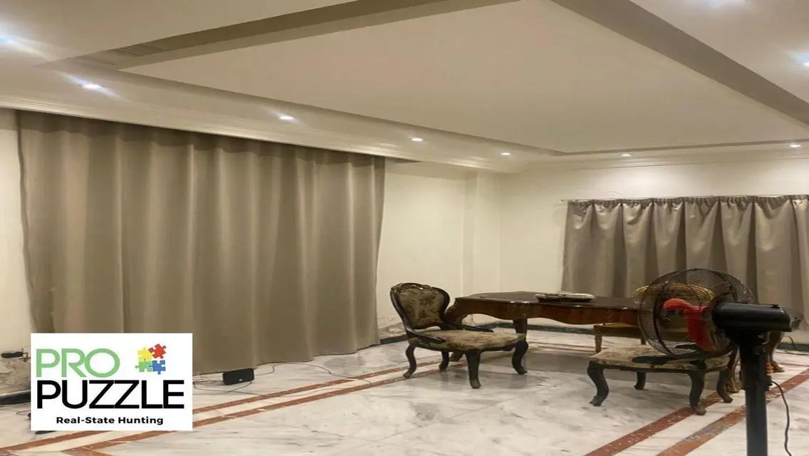 Luxury Villa for Sale with 610 sqm in Al Banafsaj