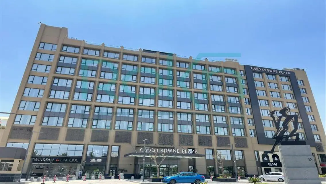 Apartment for Sale with Spacious Design in Prime Location