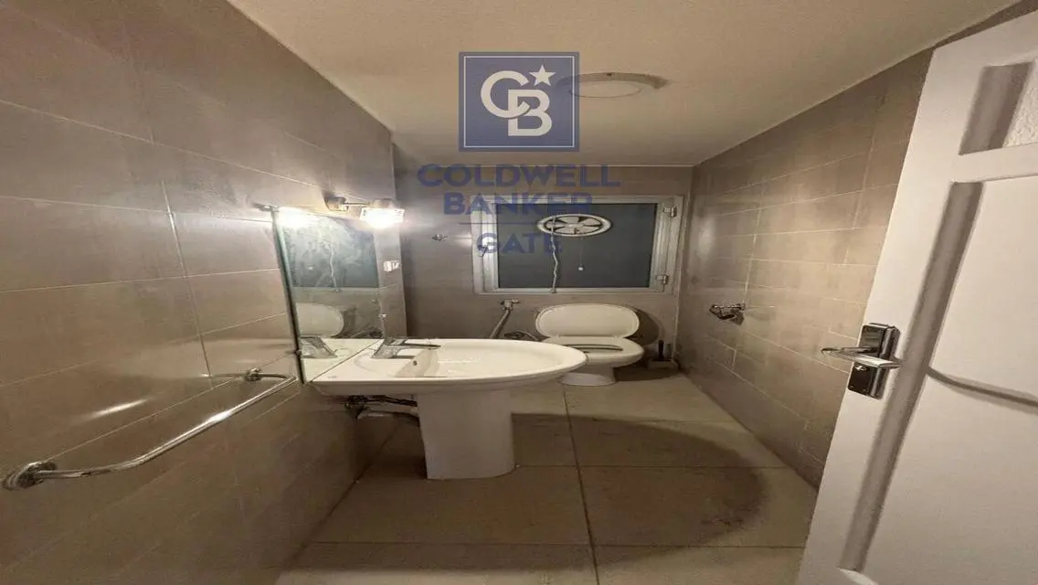 Luxury Apartment for Sale at 105000 EGP