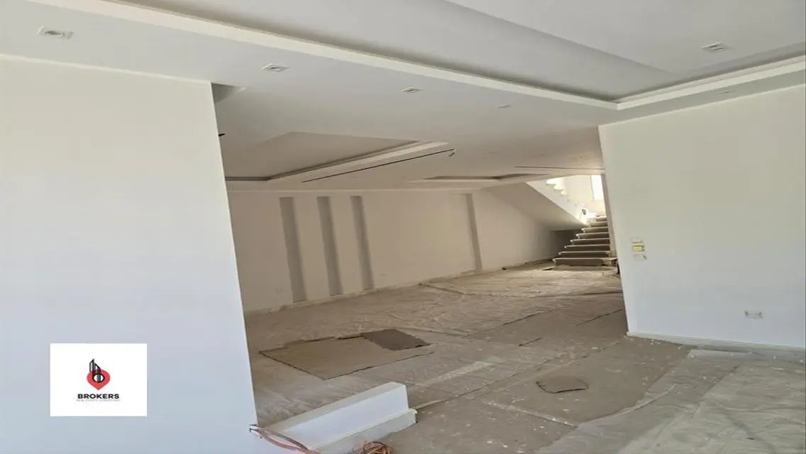 Luxury Villa with Private Pool and Garden in Premium Location