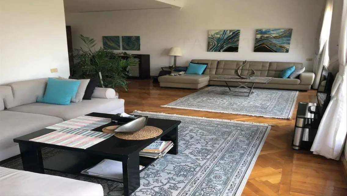 Modern Apartment with Top Amenities