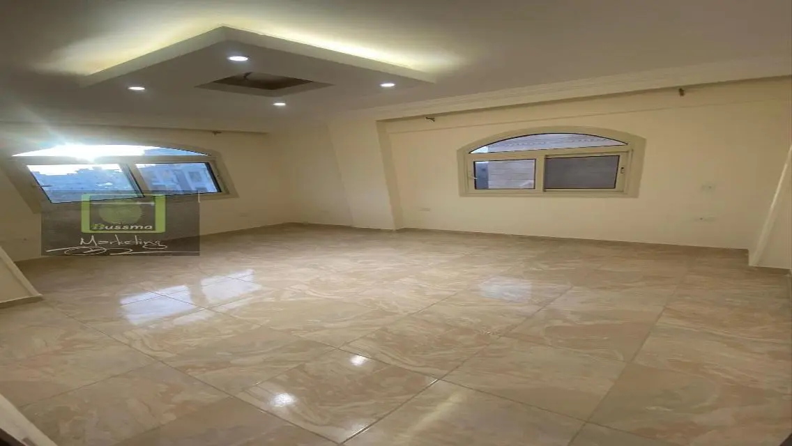 شقة مميزة للإيجار بخدمات أمن متكاملة