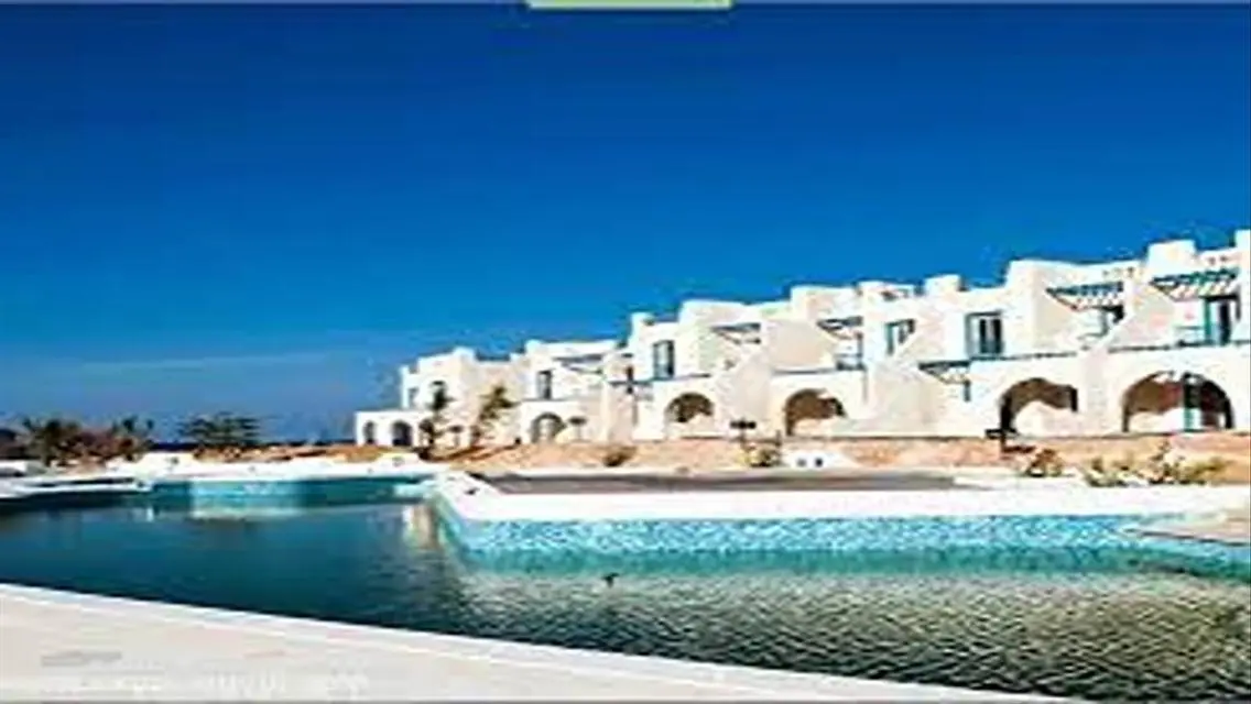 Luxury 150 sqm Apartment with Private Balcony and Garden