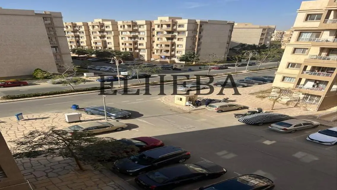 شقة حديثة في ب6 - المنطقة التجارية