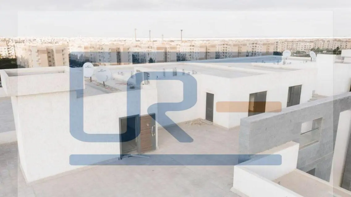 Luxury Apartment for Sale in La Mirada Grand Plaza