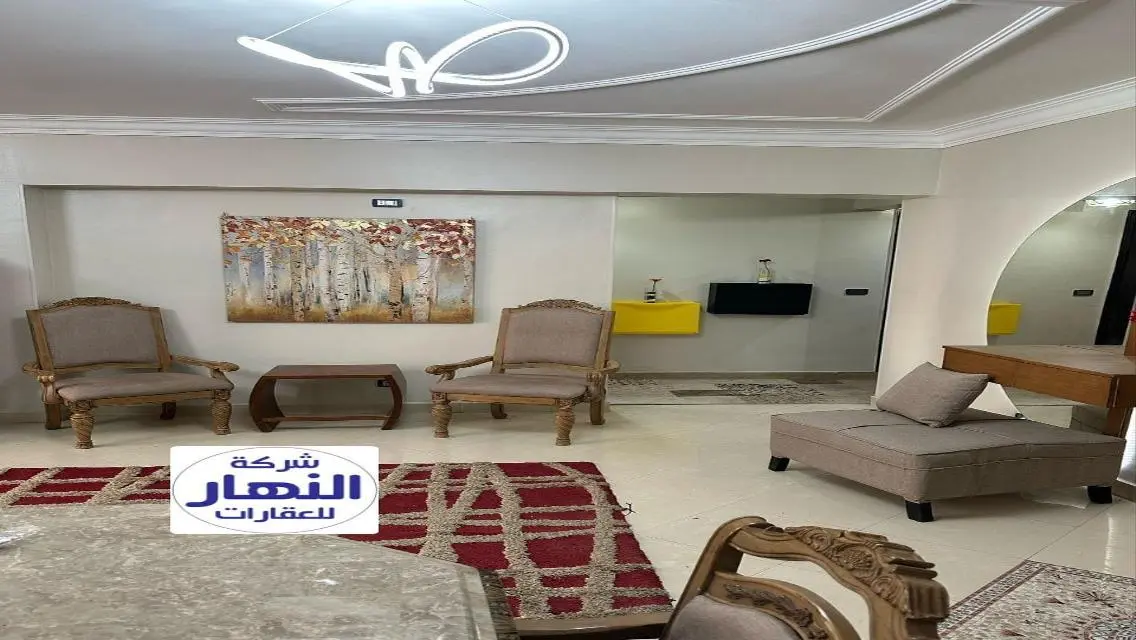 فيلا فاخرة للإيجار بتسهيلات ممتازة