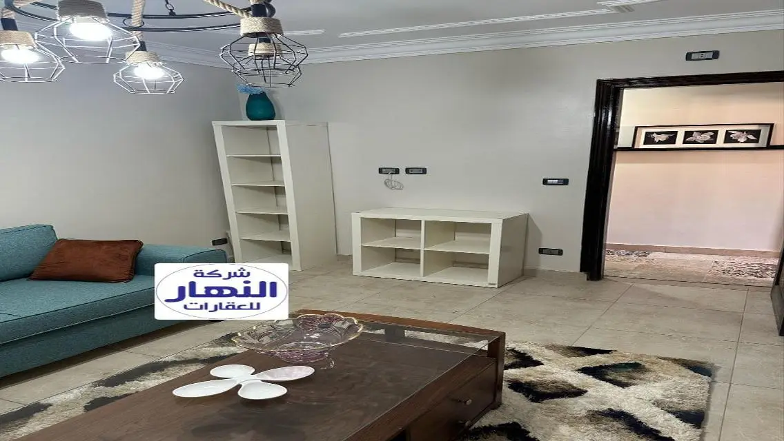 فيلا فاخرة للإيجار بتسهيلات ممتازة