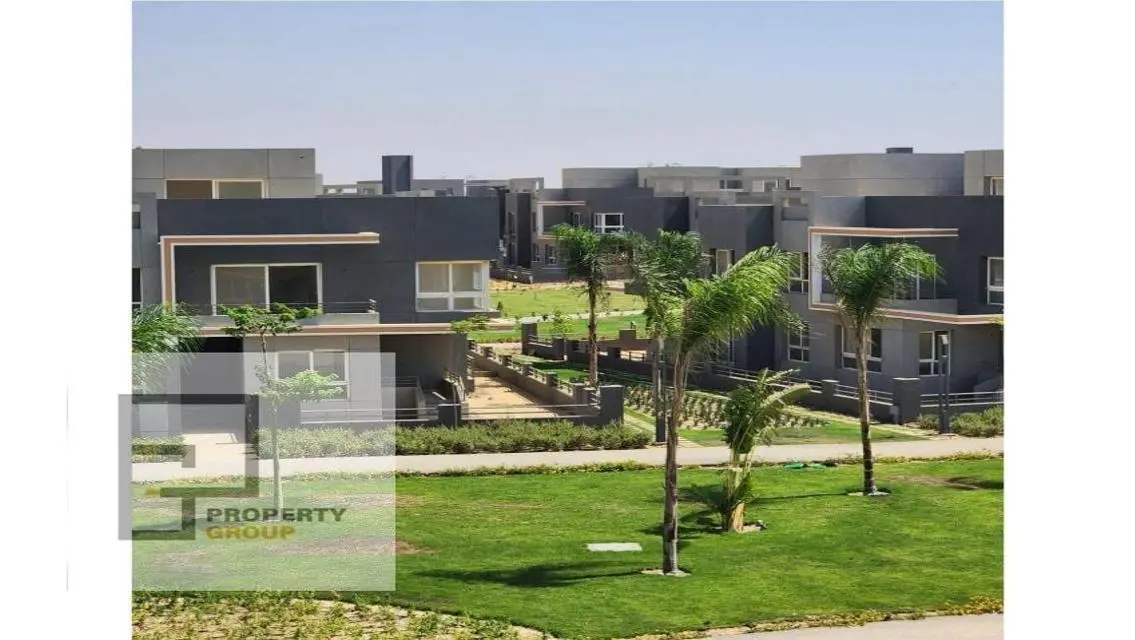 فيلا فاخرة للبيع بمساحة 130 متر بمسبح خاص وحديقة