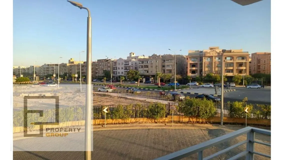 Luxury Villa with Private Garden and Pool for Sale - 950,000 EGP