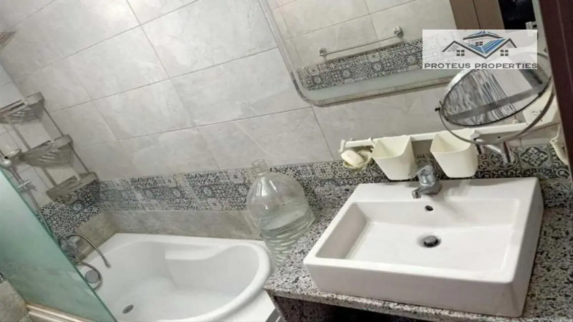 شقة فاخرة للإيجار مع جميع المرافق