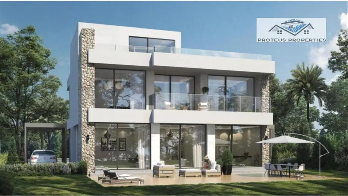 Luxury Villa with Spacious Area for Sale