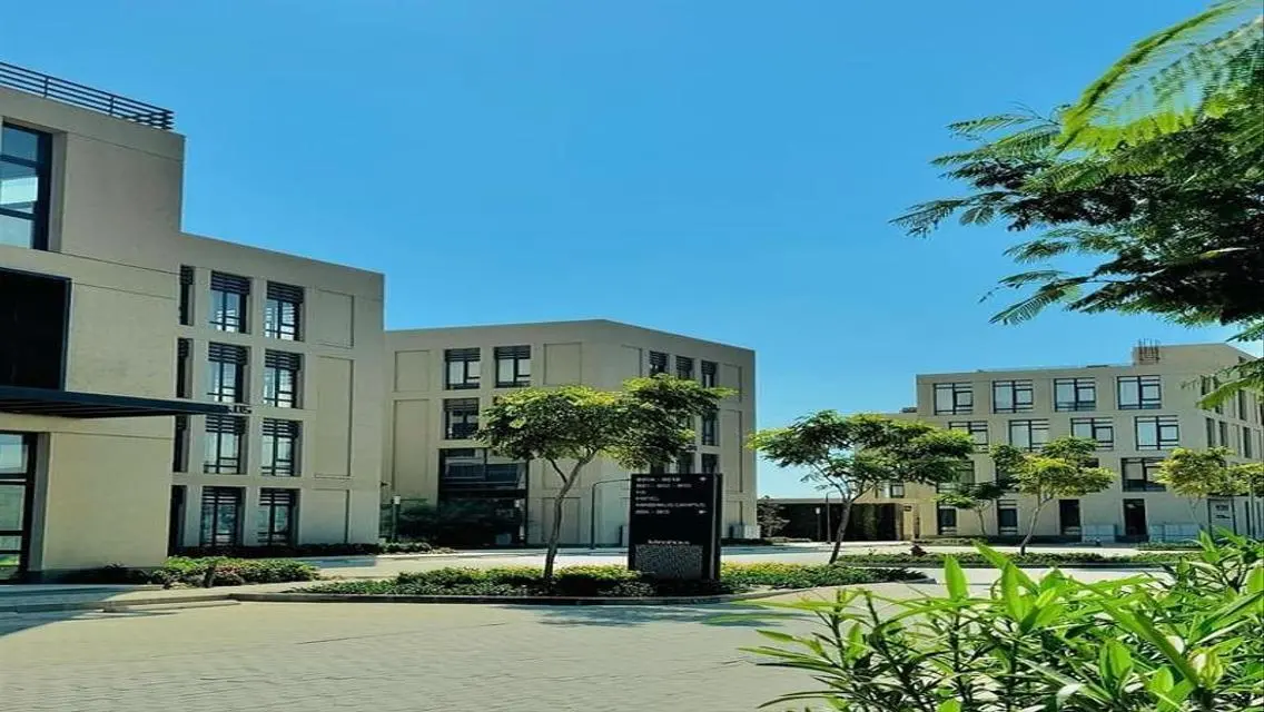 Luxury Home in Kadison Park – 350 sqm Space