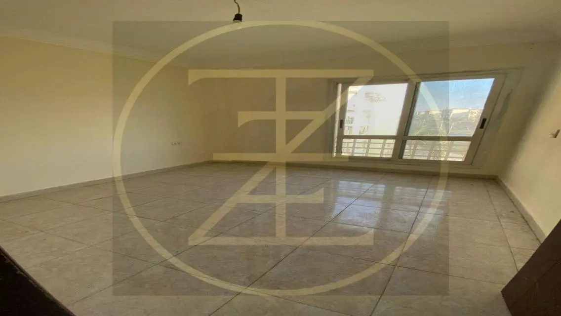 شقة للإيجار في B7 بحي 75