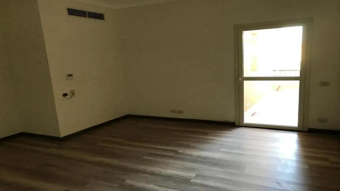 شقة فاخرة بأعلى مواصفات في موقع متميز