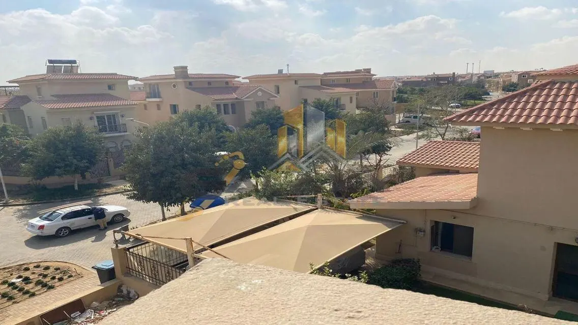 Luxury Villa for Sale with Spacious Garden