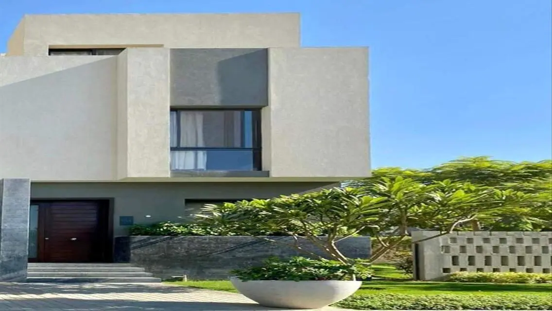 Luxury Apartment with 240 Meters and Great Amenities