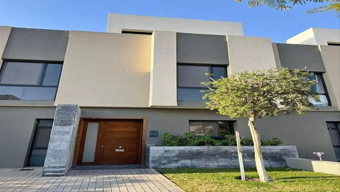 Luxury Apartment with 240 Meters and Great Amenities