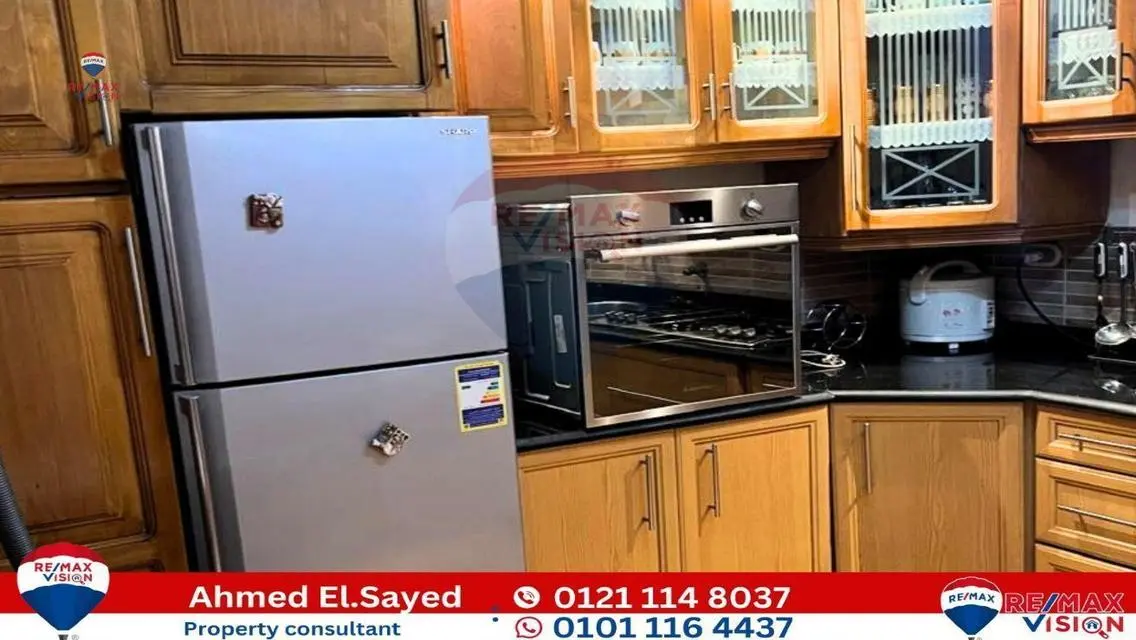Luxury Apartment for Sale with 3 Bedrooms Overlooking a Landmark