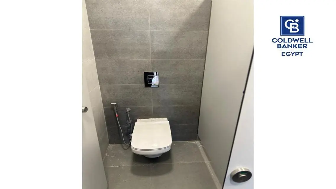 Exceptional Property with Meeting Room and Great Amenities