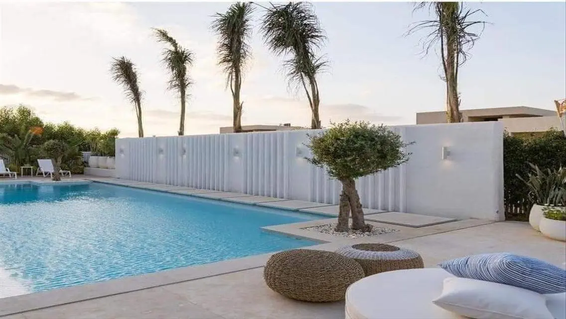 Stunning Apartment with Central AC and Private Garden