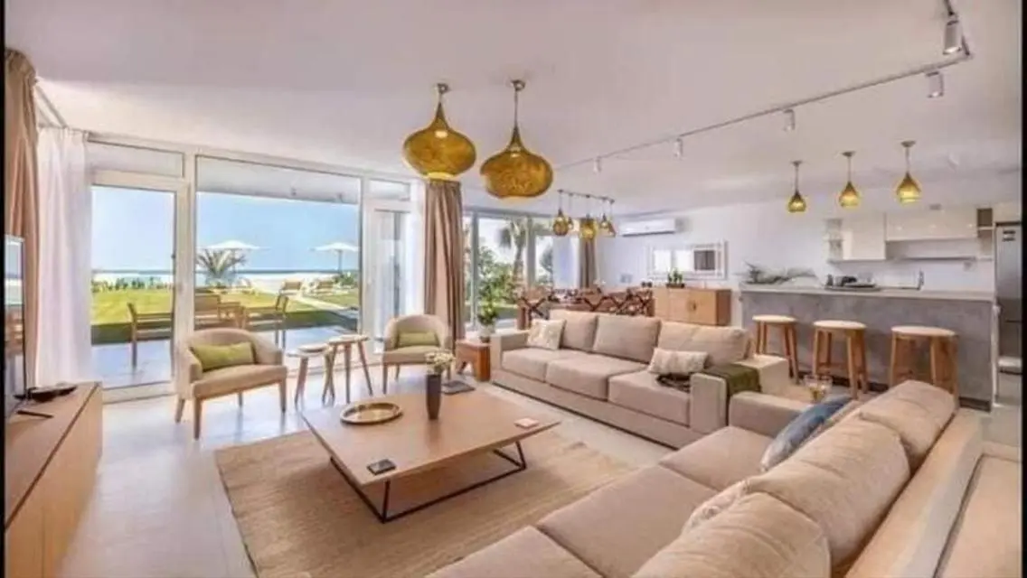 Stunning Apartment with Central AC and Private Garden
