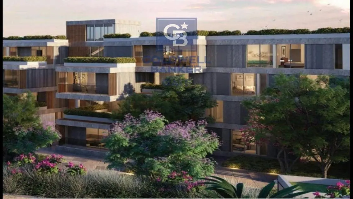 Luxurious Apartment for Rent with Balcony and Security