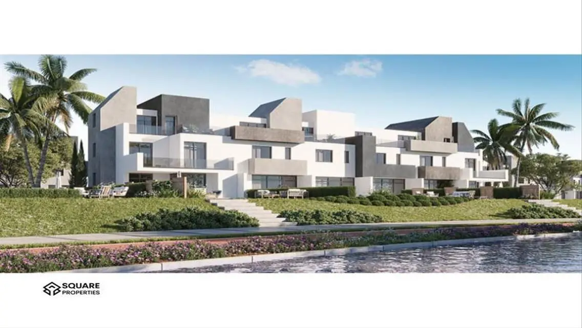 Luxury Villa with Private Garden and Pool in the City Center