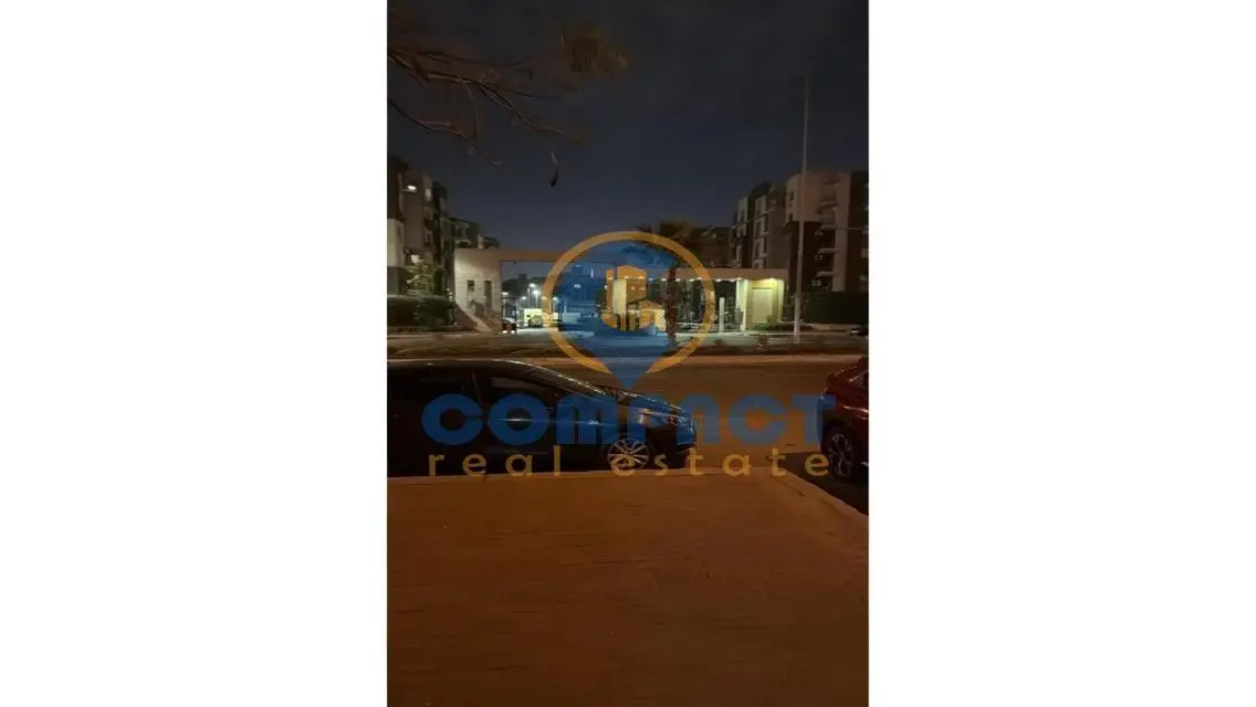 Stunning 235 sqm Apartment for Rent - Balcony with Scenic View