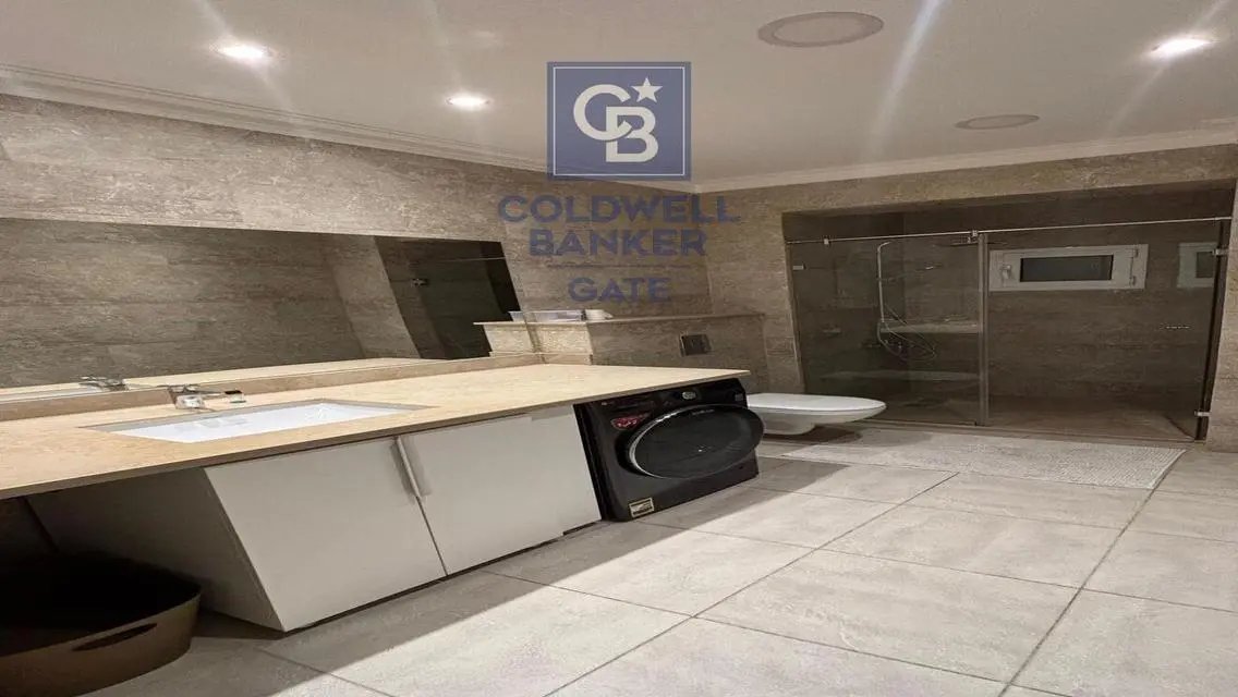 Luxurious Apartment for Sale - 190 Square Meters