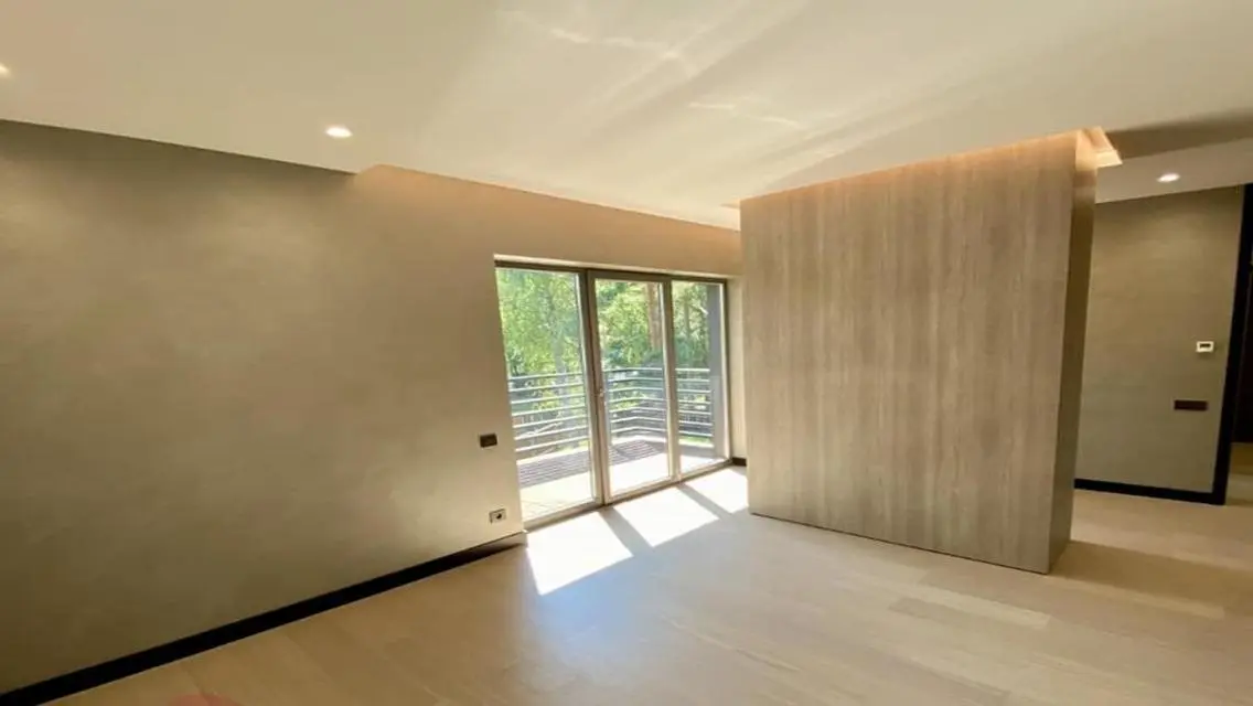 Luxury 3 Bedroom Apartment with Stunning View