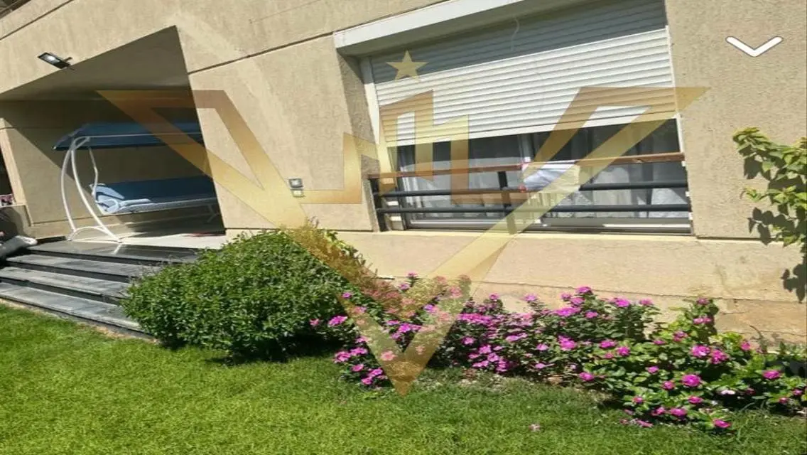 فيلا فاخرة للبيع بمساحة 250 متر