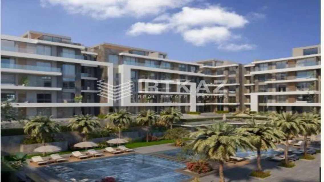 Luxury Villa with Lake View for Sale at 17,980,000 EGP