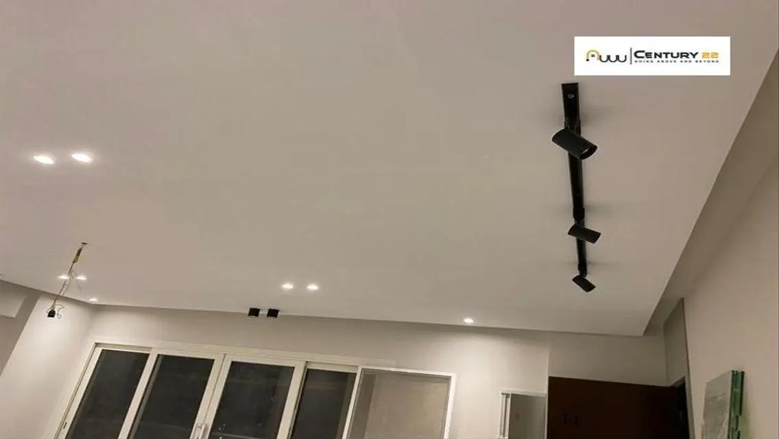 Stunning Mountain View Apartment in Icity