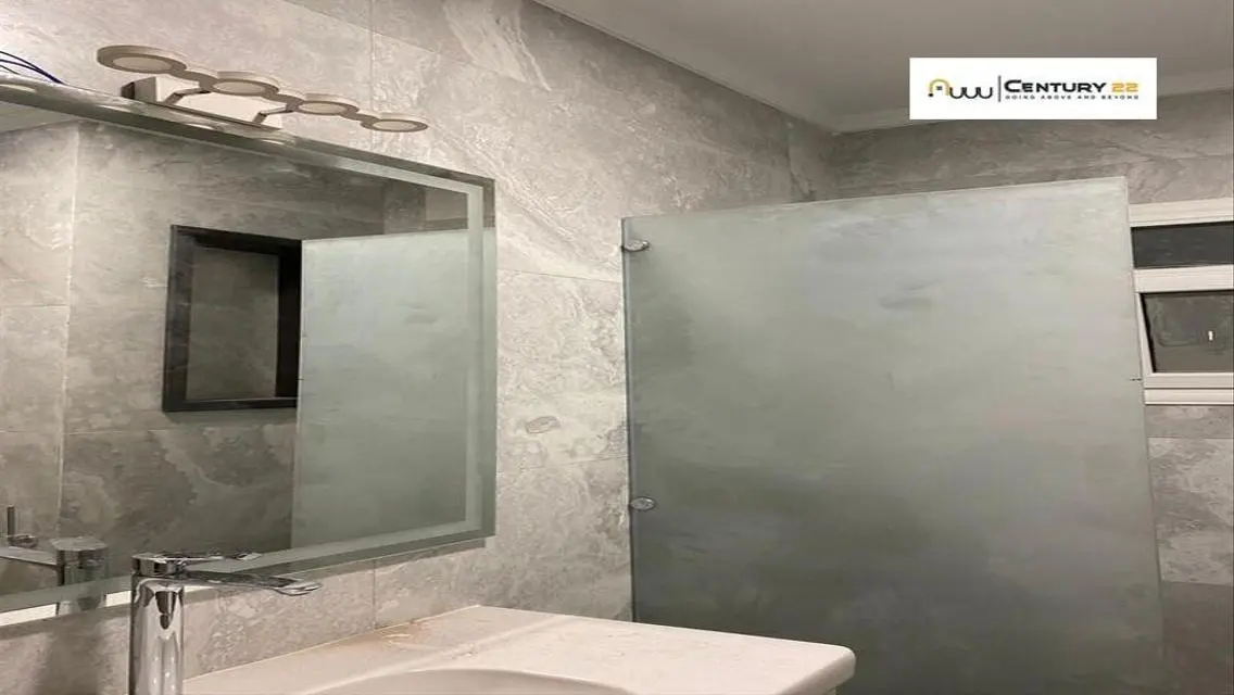 Stunning Mountain View Apartment in Icity