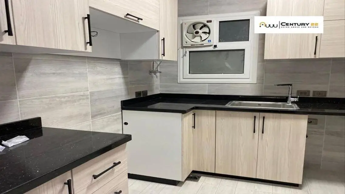 Stunning Mountain View Apartment in Icity
