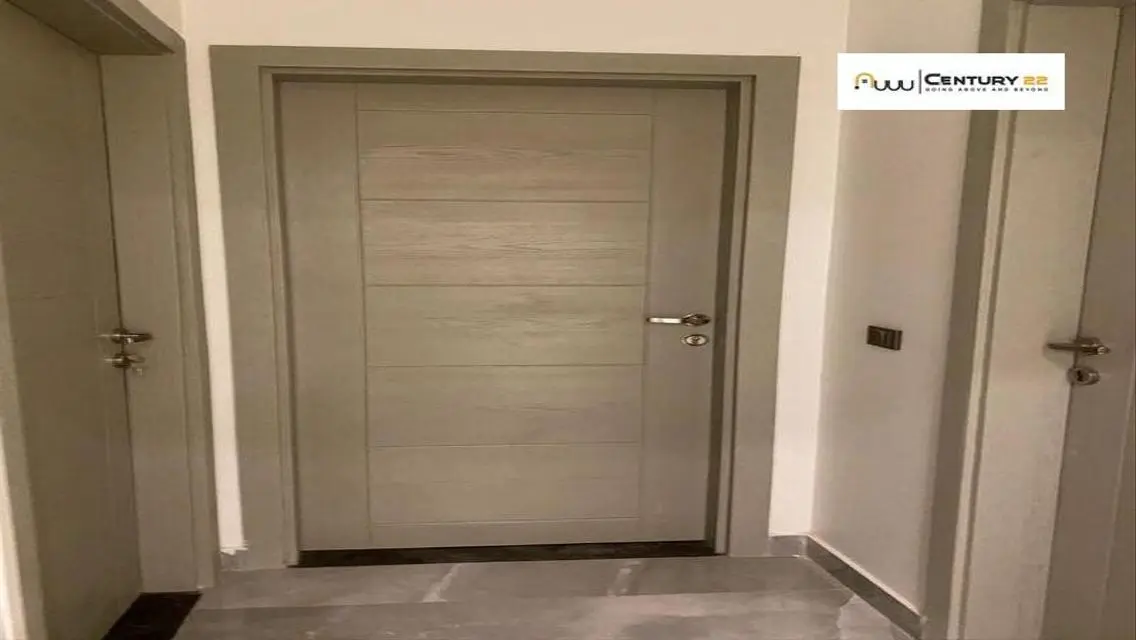 Stunning Mountain View Apartment in Icity