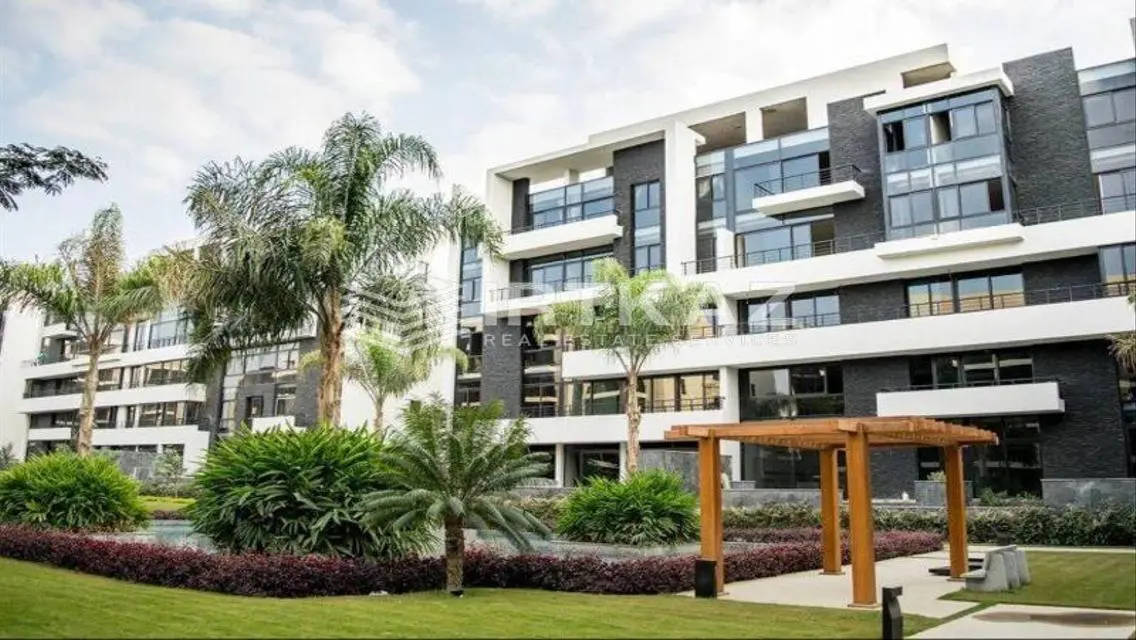 Luxury Villa for Rent with Lake View