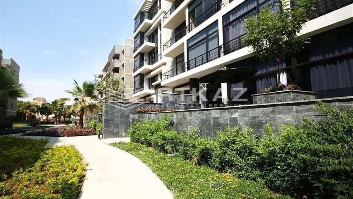 Luxury Villa for Rent with Lake View