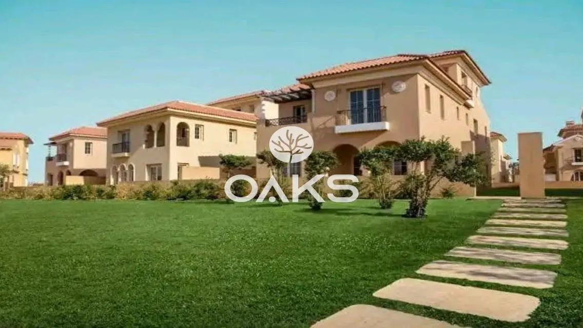 Luxury Villa in Hyde Park with All Amenities