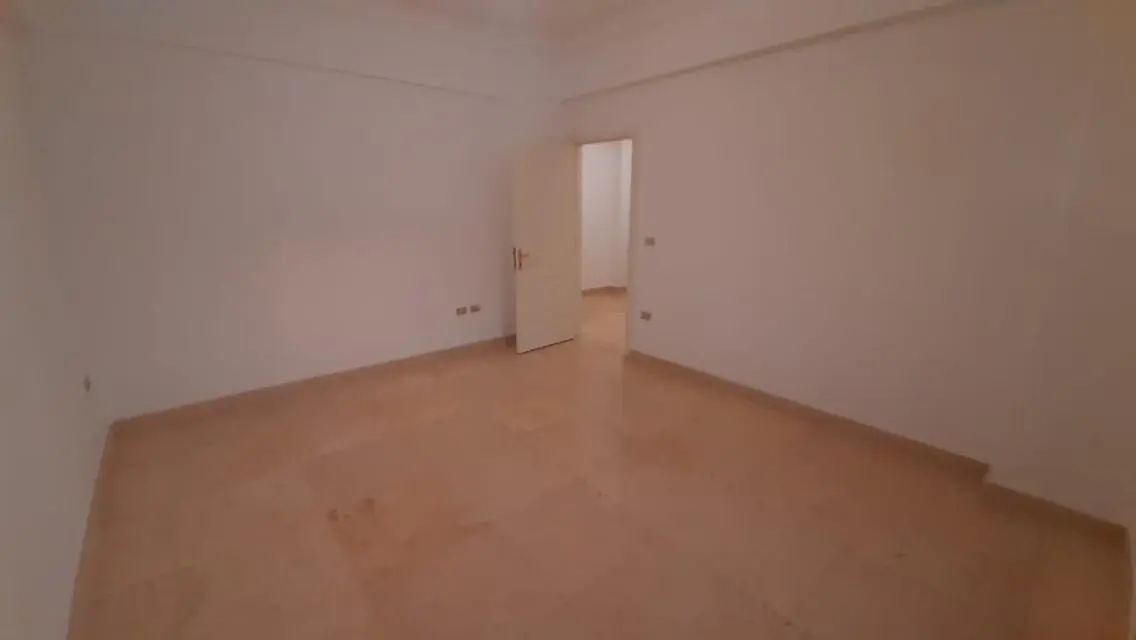 Amazing Apartment for Rent Overlooking a Landmark