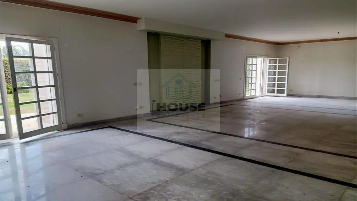 Luxury Apartment for Sale with Private Garden and Shared Pool