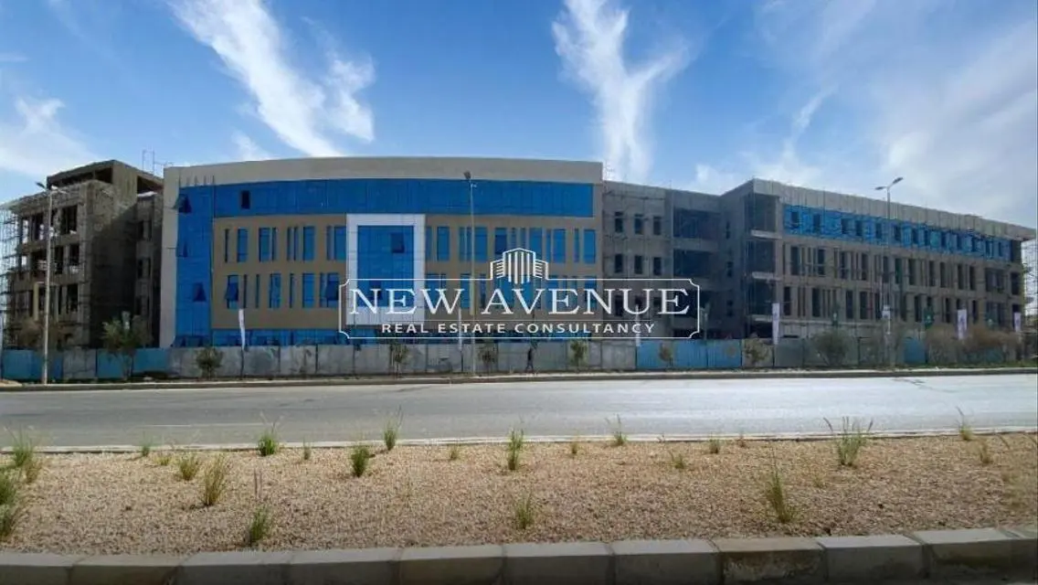 Spacious Apartment for Rent with Covered Parking and Meeting Room